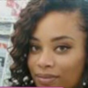 Meet your Posher, Joi